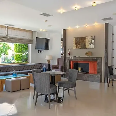 Hotel Danai 4*